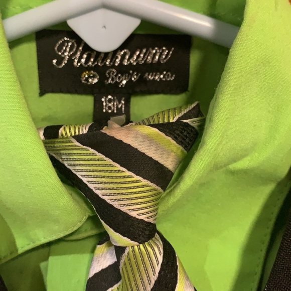 Toddler 3 piece suit with tie! - Picture 2 of 4